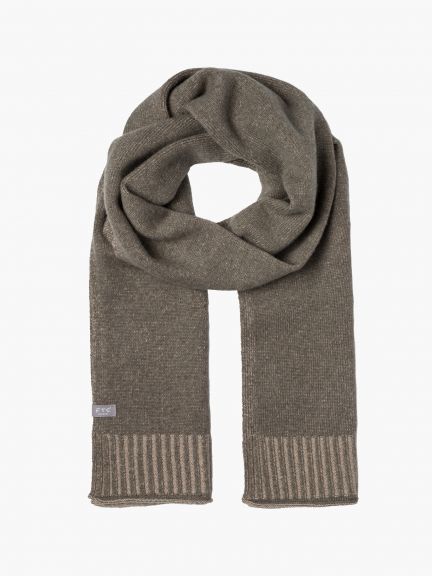 Scarf in two-toned effect